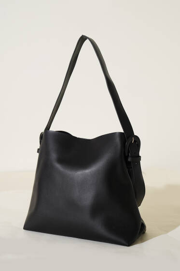 Kemer Tokalı Kol Çanta Siyah - Kol Çantası