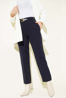 Kemerli Cepli Dar Paça Kumaş Pantolon Lacivert - MISRA