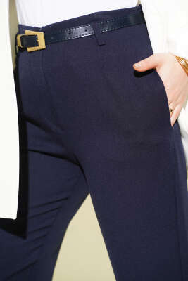 Kemerli Cepli Dar Paça Kumaş Pantolon Lacivert - Pantolon