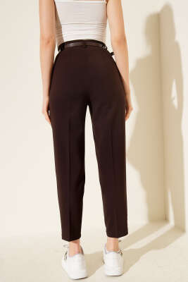 Kemerli Dar Paça Kumaş Pantolon Kahve - Kadın Giyim Modelleri