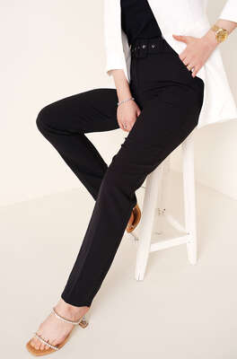 Kemerli Dar Paça Pantolon Siyah - SAGA