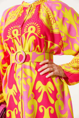 Kemerli Desenli Boydan Düğmeli Elbise Fuşya - Tesettür Elbise