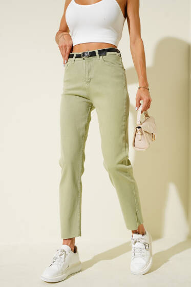 Kemerli Kesik Paça Pantolon Çağla Yeşili - Kadın Giyim Modelleri