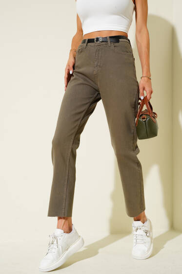 Kemerli Kesik Paça Pantolon Haki - Kadın Giyim Modelleri