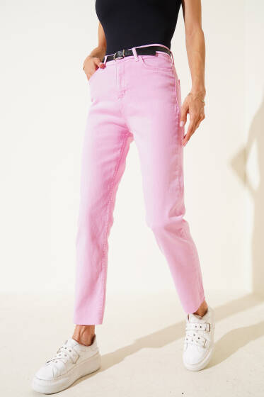 Kemerli Kesik Paça Pantolon Pembe - Kadın Giyim Modelleri