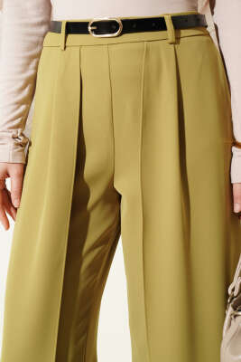 Kemerli Parça Detaylı Pantolon Yağ Yeşili - Pantolon