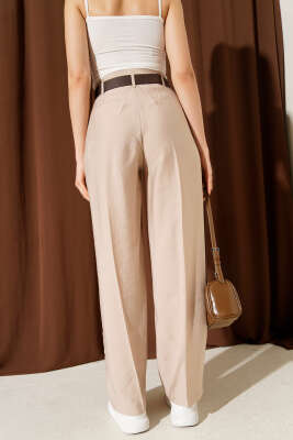 Kemerli Pensli Pantolon Bej - Kadın Giyim Modelleri