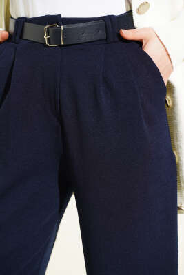 Kemerli Pileli Geniş Paça Pantolon Lacivert - Pantolon