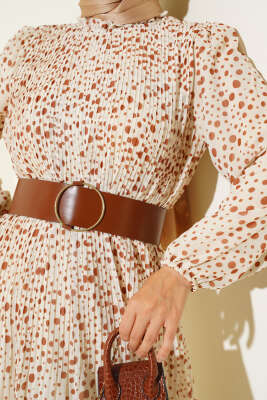 Kemerli Piliseli Şifon Elbise Bej Kahve - Tesettür Elbise