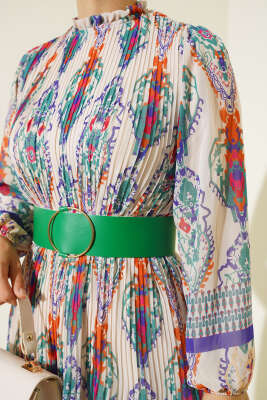 Kemerli Piliseli Şifon Elbise Bej Yeşil - Tesettür Elbise