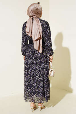 Kemerli Piliseli Şifon Elbise Siyah Mor - Tesettür Elbise