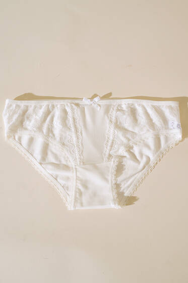 Kenarları Dantelli Bayan Külot Ekru - İç Giyim