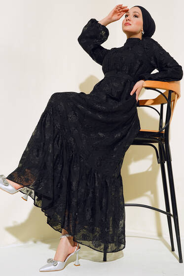 Kendinden Çiçek Desenli Elbise Siyah - Tesettür Elbise