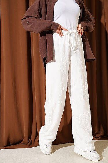 Kendinden Desenli Bel Lastikli Pantolon Beyaz - Pantolon