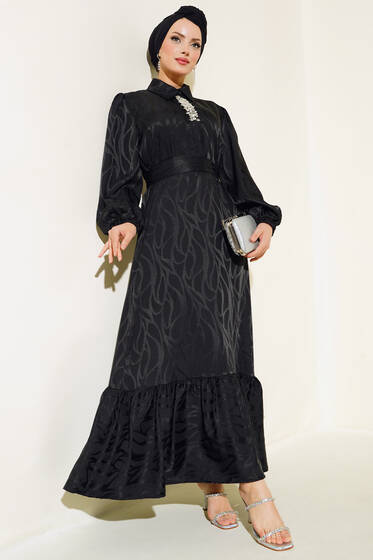 Kendinden Desenli Saten Elbise Siyah - Elbise