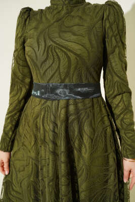 Kendinden Desenli Tül Kuşak Abiye Elbise Haki - Elbise