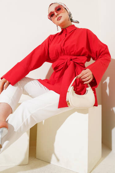 Kendinden Kuşaklı Önü Büzgülü Tunik Kırmızı - Tunik