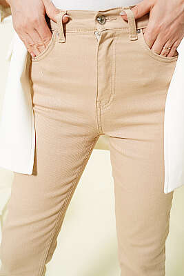 Kesik Dar Paça Likralı Kot Pantolon Bej - Pantolon