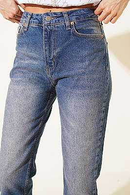 Kesik Dar Paça Taşlı Kot Pantolon Koyu Mavi - Kadın Giyim Modelleri