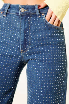 Kesik Geniş Paça Taşlı Kot Pantolon Mavi - Kadın Giyim Modelleri