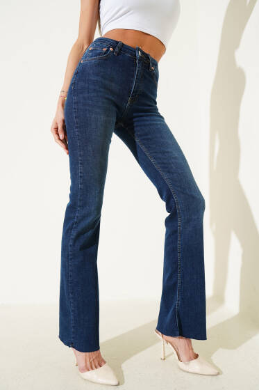 Kesik İspanyol Paça Kot Pantolon Lacivert - Kadın Giyim Modelleri