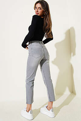 Kesik Paça Kot Pantolon Gri - Kadın Giyim Modelleri