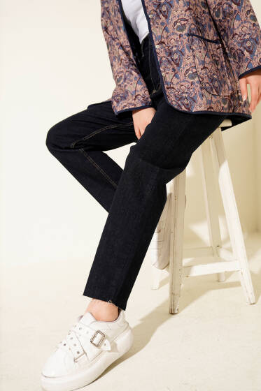 Kesik Paça Mom Jean Pantolon Lacivert - Pantolon