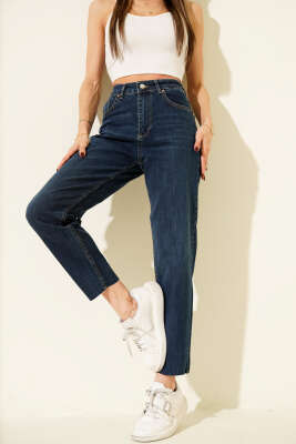 Kesik Paça Mom Jeans Pantolon Lacivert - Kadın Giyim Modelleri