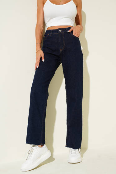 Kesik Paçalı Likralı Boru Paça Kot Pantolon Lacivert - Kadın Giyim Modelleri