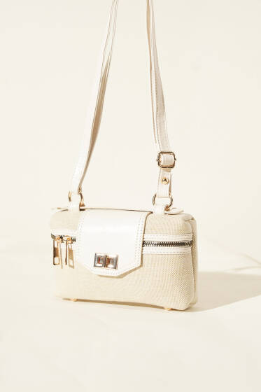 Kilit Detaylı Fermuarlı Kanvas Çanta Krem - Kol Çantası