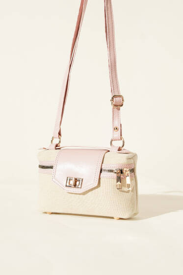 Kilit Detaylı Fermuarlı Kanvas Çanta Pudra - Kol Çantası