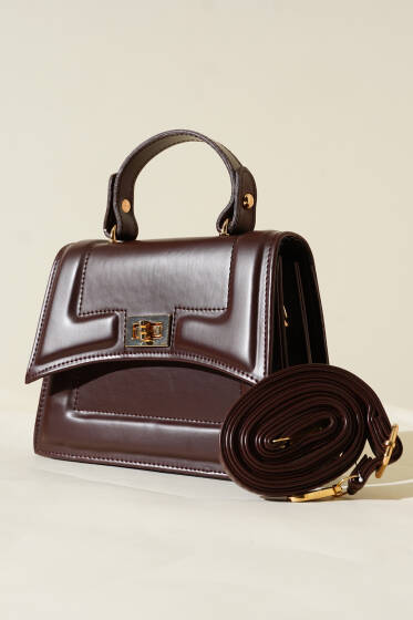 Kilit Detaylı Kenar Dikişli Çanta Acı Kahve - Kol Çantası