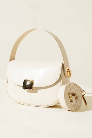 Kırışık Rugan Metal Tokalı Mıknatıslı Çanta Krem - Kol Çantası