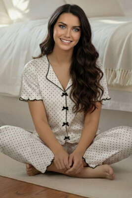 Kısa Kol Önü Kurdeleli Desenli Pijama Takımı Siyah - MANOLYA