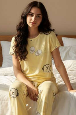 Kısa Kollu Bisiklet Yaka Desenli Pijama Takımı Asorti 1 - Kadın Pijama Takımı