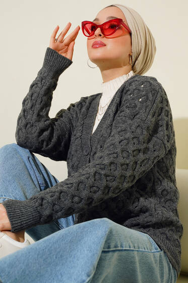 Kısa Örgü Triko Hırka Füme - Triko Hırka