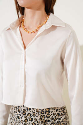 Kısa Saten Gömlek Ekru - Kadın Giyim Modelleri