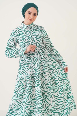 Klasik Yaka Zebra Desenli Yeşil Elbise - Thumbnail