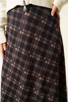 Kloş Ekose Desen Etek Siyah - Etek