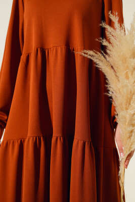 Kol Bileği Lastikli Kat Kat Elbise Taba - Tesettür Elbise