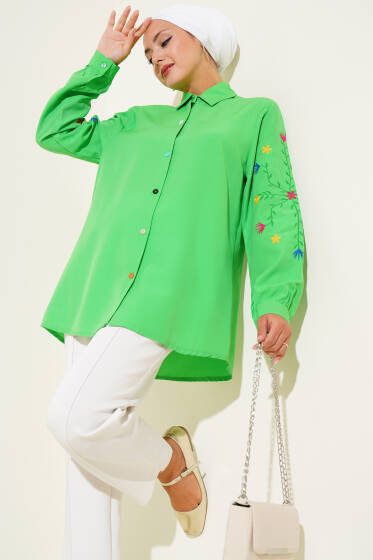 Kol Çiçek Nakışlı Gömlek Yeşil - Gömlek