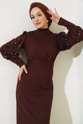 Kol İncili Kuşaklı Elbise Kahve - Tesettür Elbise