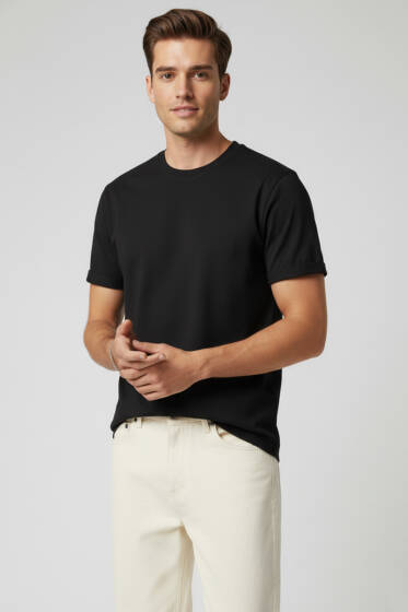 Kol Katlı Basic Erkek T-shirt Siyah - Yılın Fırsatı