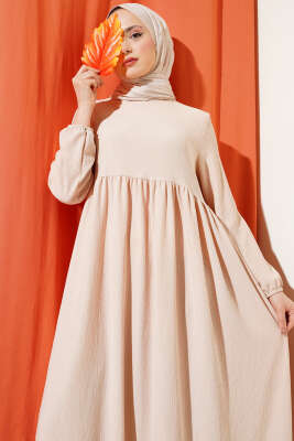 Kol Lastikli Bürümcük Elbise Bej - Tesettür Elbise