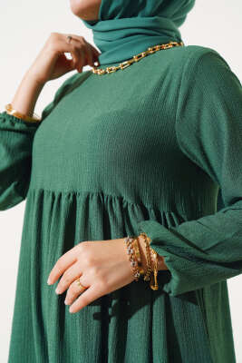 Kol Lastikli Bürümcük Elbise Yeşil - Tesettür Elbise