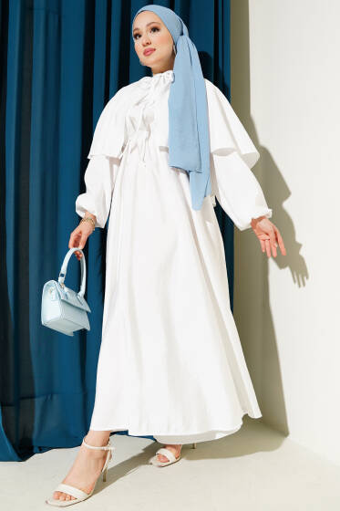 Kol Lastikli Pelerinli Elbise Beyaz - Elbise