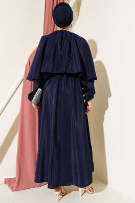 Kol Lastikli Pelerinli Elbise Lacivert - Tesettür Elbise