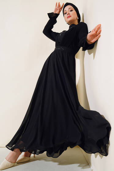 Kol Piliseli Taşlı Elbise Siyah - Tesettür Elbise