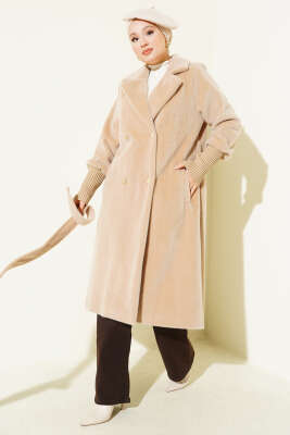 Kol Ribanalı Kuşaklı Tay Tüyü Kaban Bej - Kaban