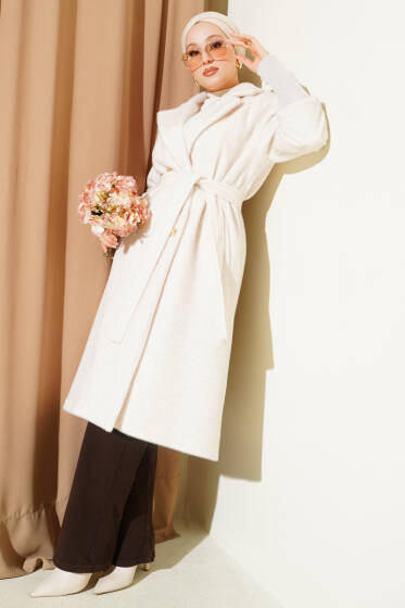 Kol Ribanalı Kuşaklı Tay Tüyü Kaban Krem - Kaban